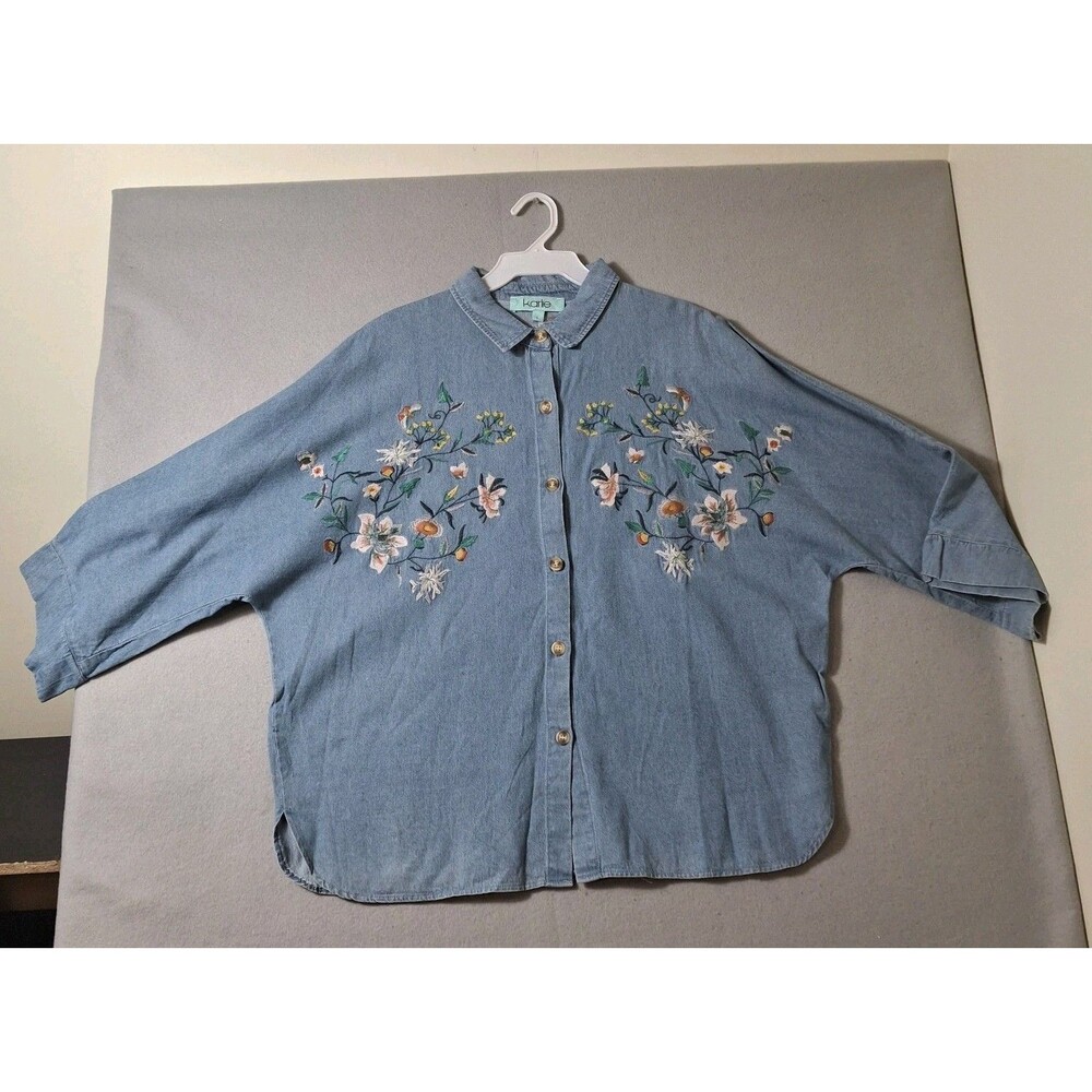 Karlie Floral Embroidered Denim Shirt Women's Large 3/4 Sleeve Button Up Blue
